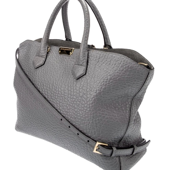 Burberry leather grain shoulder bag - Picture 3 of 8